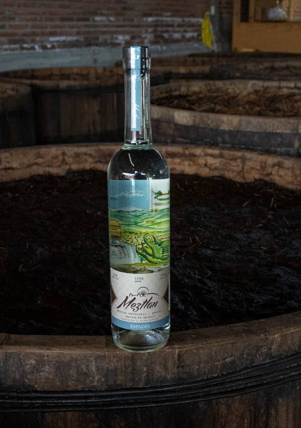 Botella de Meztlán Espadín